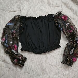 Black Off-Shoulder Top w/ Embroidered Mesh Sleeves – Size L